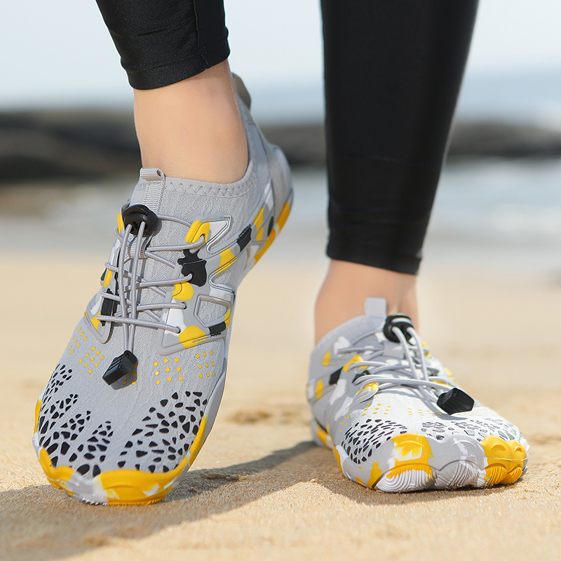 Outdoor Hiking Shoes for Men,  - مراجعة Aquatic Sports وسعره