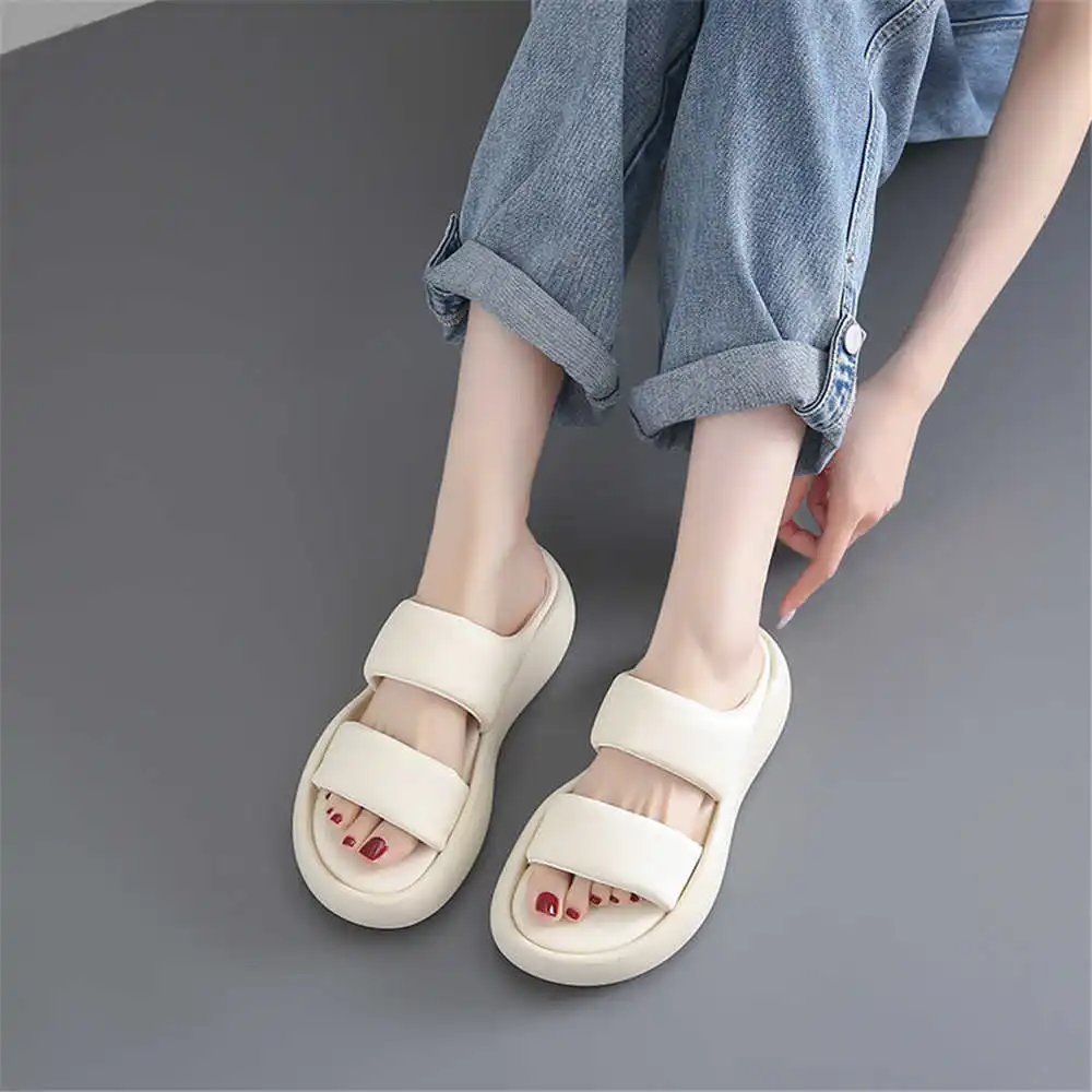 Size 39 Strips Summer Shoes Sa - مراجعة Different Aquatic Sports وسعره